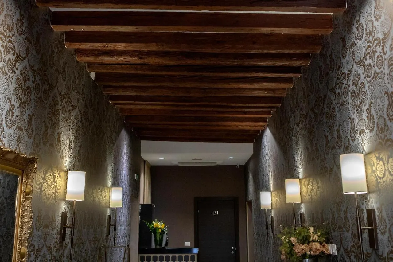 ***  Alle Guglie Boutique Hotel Венеция Италия