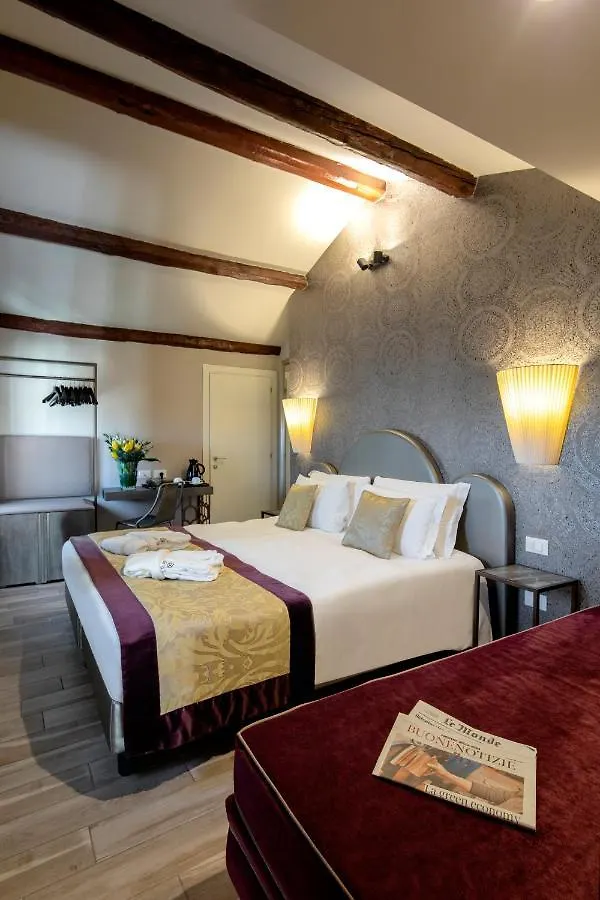 Alle Guglie Boutique Hotel Венеция 3*,  Италия