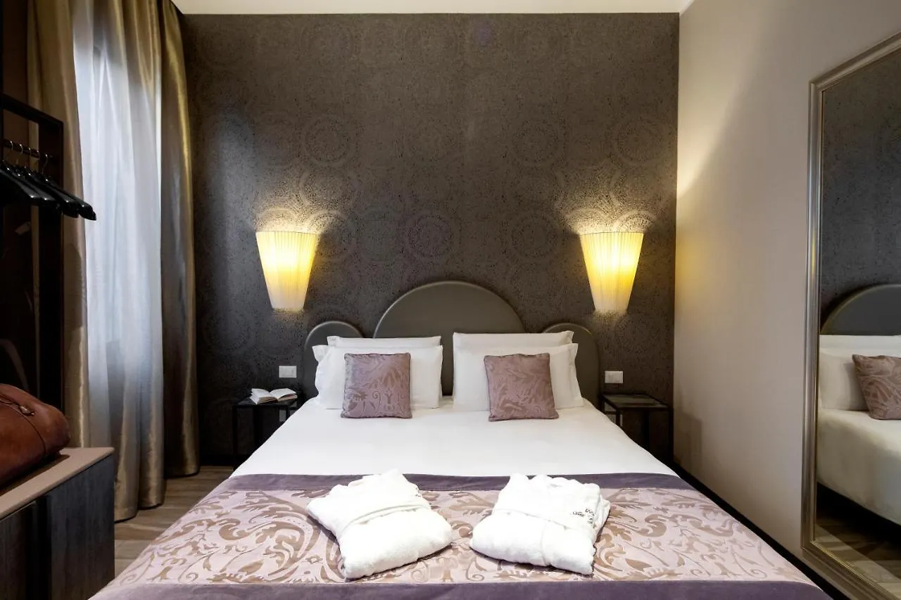 Alle Guglie Boutique Hotel Венеция
